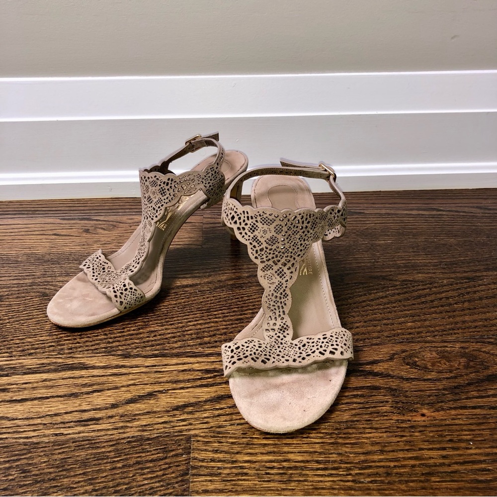 💠 Salvatore Ferragamo Garcia Suede Sandal